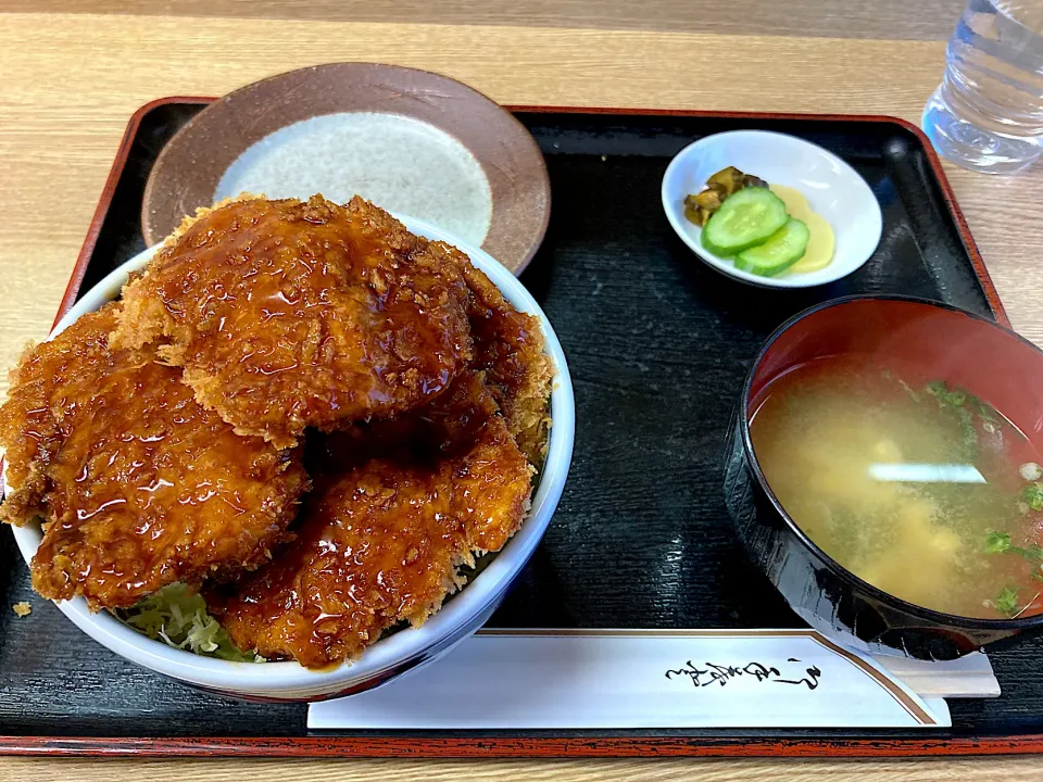 ソースカツ丼900円|じょんさん