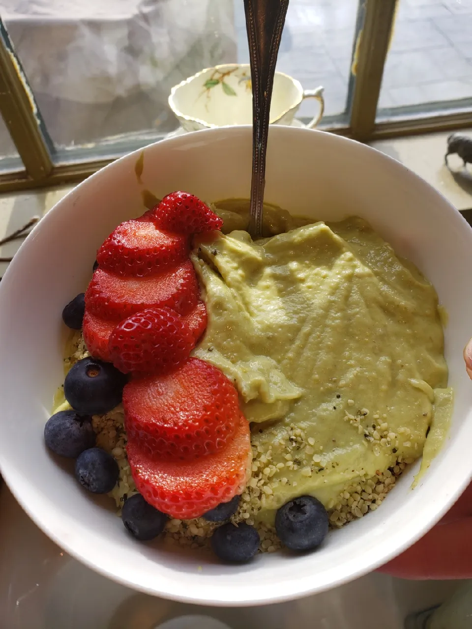 Smoothiest-smoothie bowl|LillytheChefさん