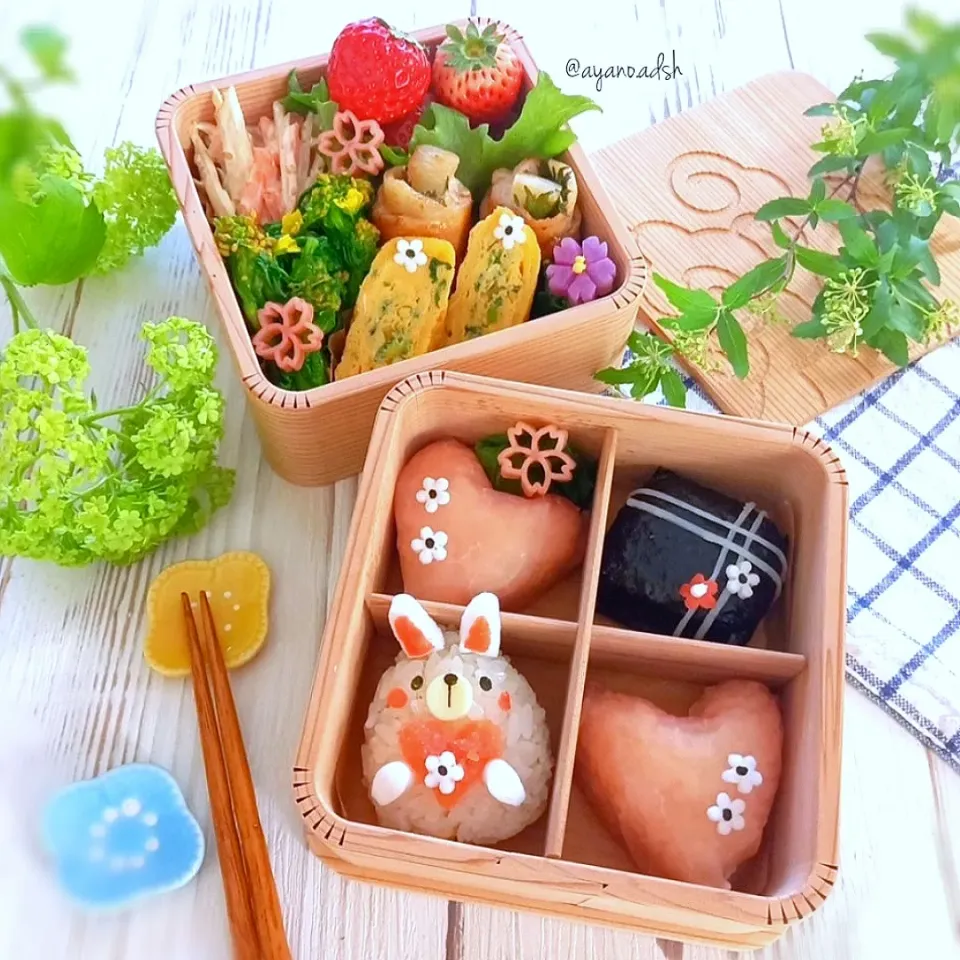 💗バレンタインおにぎり弁当💗
ハートの生ハムおにぎりとチョコレート風海苔おにぎりとうさぎ🐰おにぎり❤️|ayano.adshさん