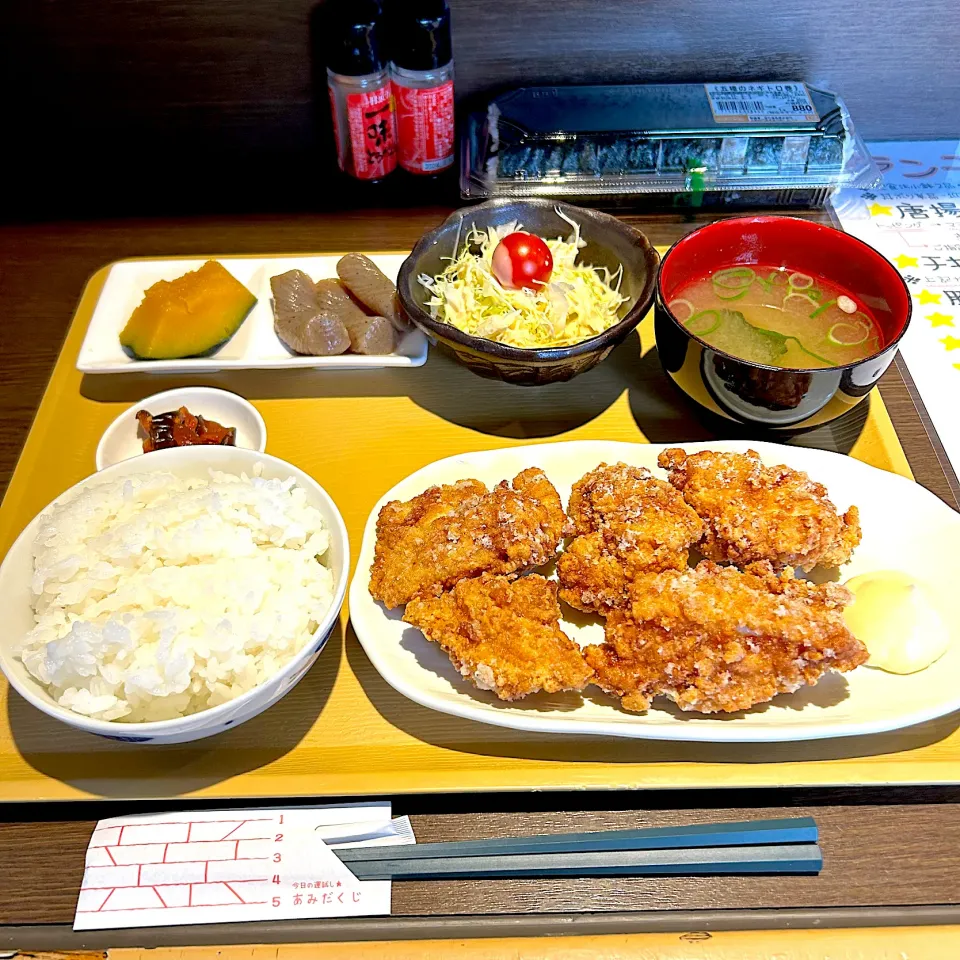 唐揚げ定食😋|すかラインさん