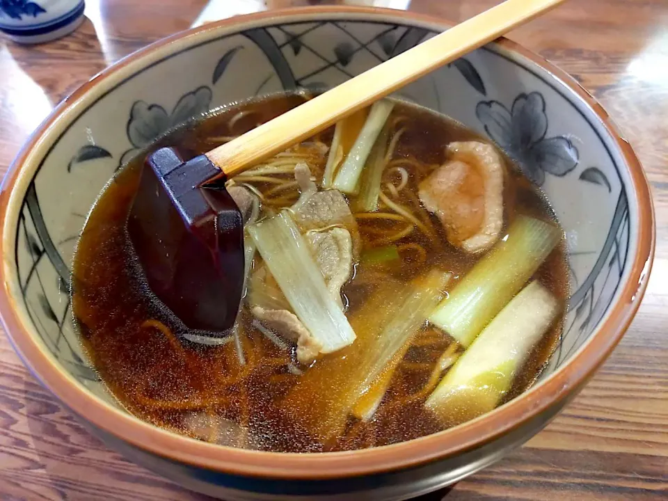 久しぶりに食べた😋『鴨なんばばん蕎麦』|アライさんさん