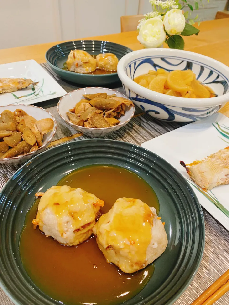 Snapdishの料理写真:レンコンまんじゅう＆カレイの塩焼き|めいめいさん