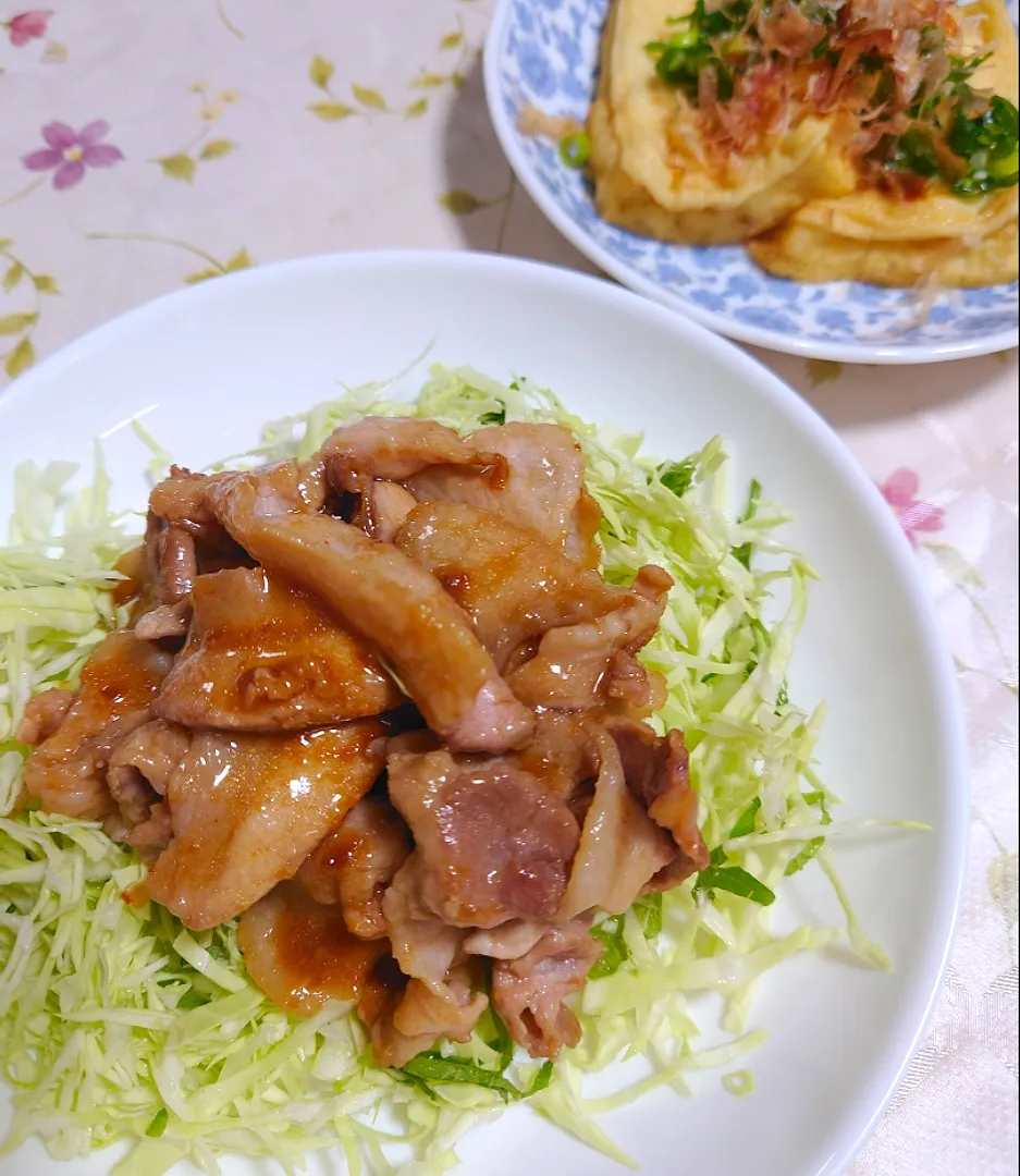 Snapdishの料理写真:豚の生姜焼き定食🐷|🍒ふみりん🍒さん