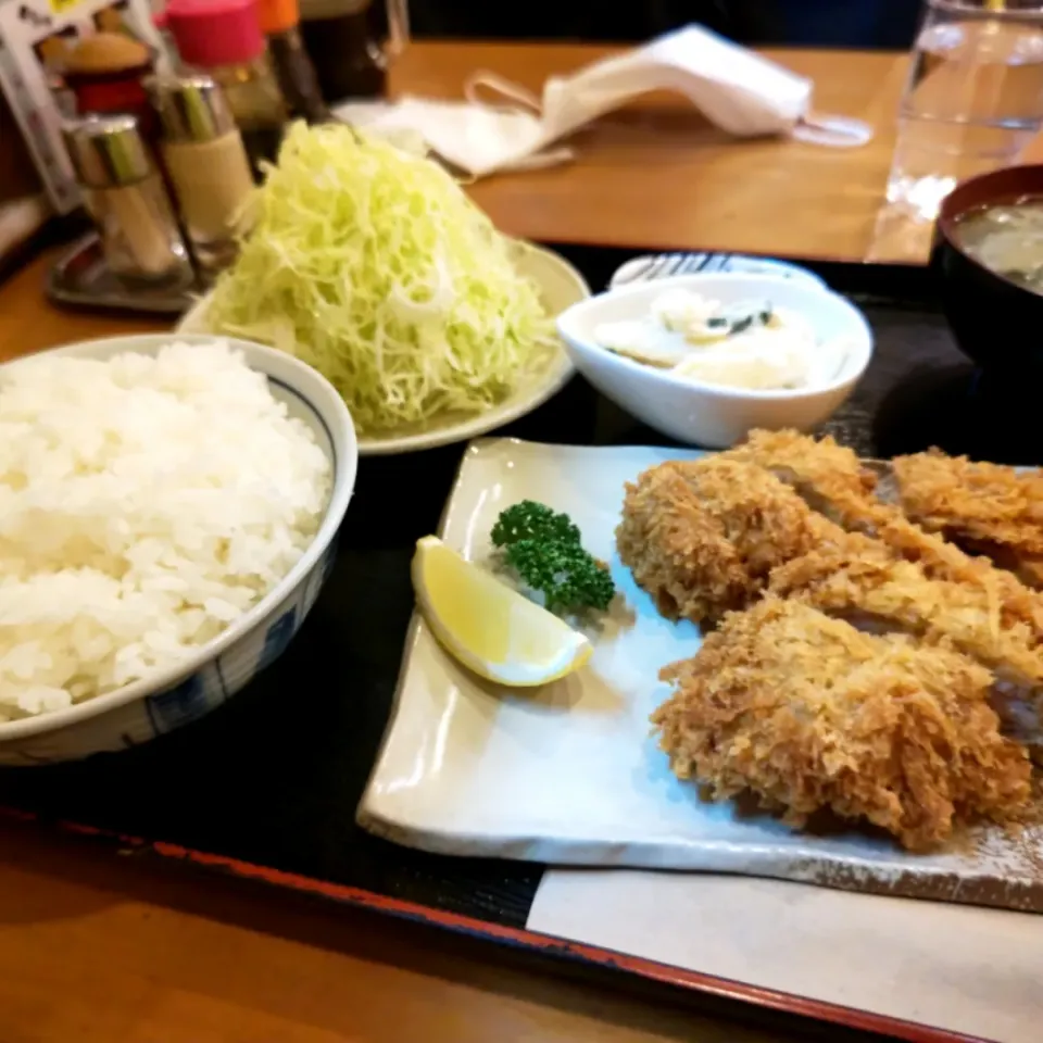 チキンカツ定食|アクちゃんさん