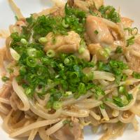鶏肉モヤシ炒め