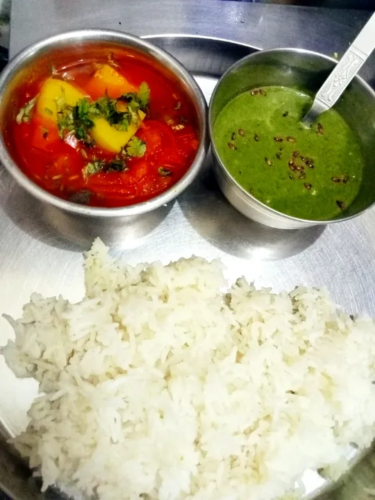 Tomato potatoes tangy curry and Fresh Yogurt Chenopodium dip with Boiled Rice😋😋|Papa's Zoneさん