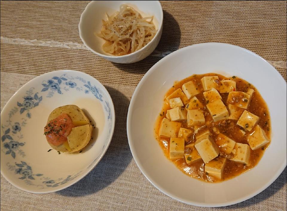 麻婆豆腐・ジャガイモの辛子明太子バター・もやしのナムル