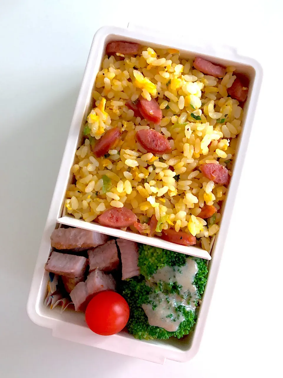 チャーハン&ポークステーキ弁当♪|ikumonさん