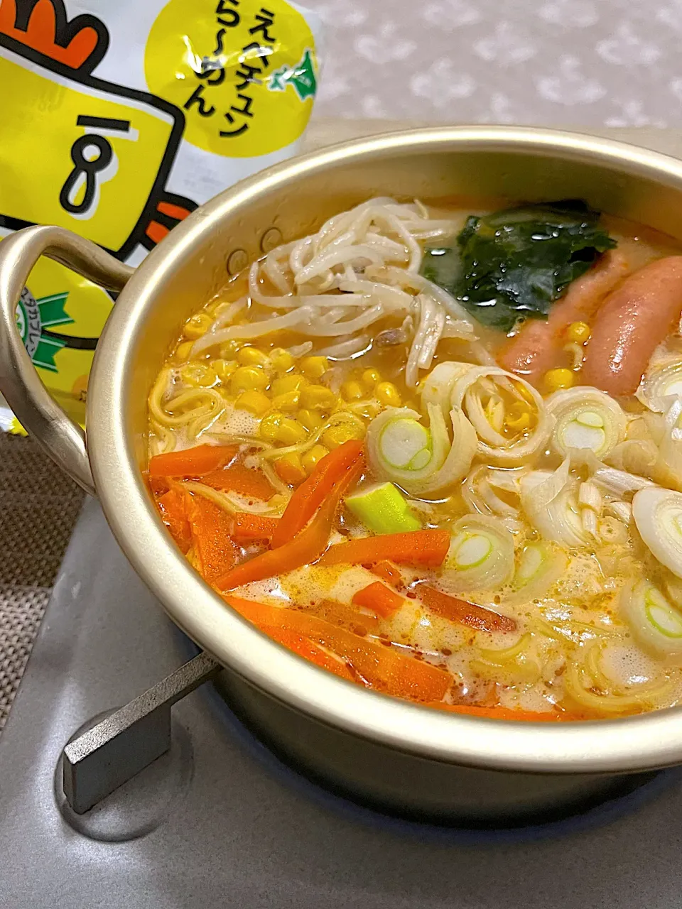 今日の夜ごはん~えべチュンラーメン（みそ）~|ゆかｕさん