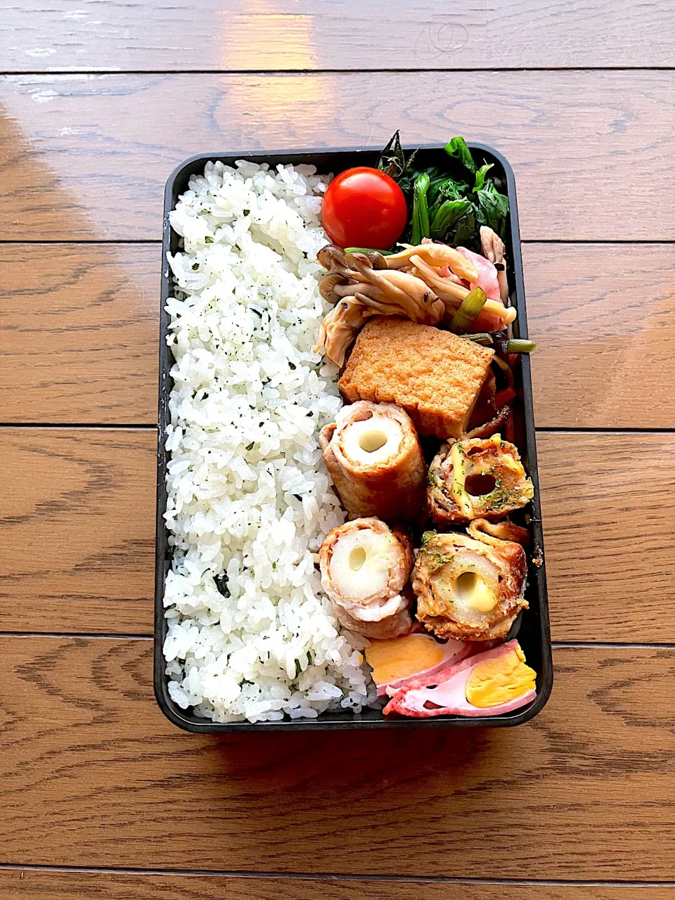 チーズちくわ肉巻き弁当|_emi_48.0517さん