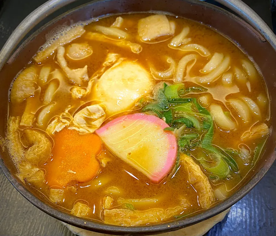 味噌煮込みうどん 649円|すくらんぶるえっぐさん