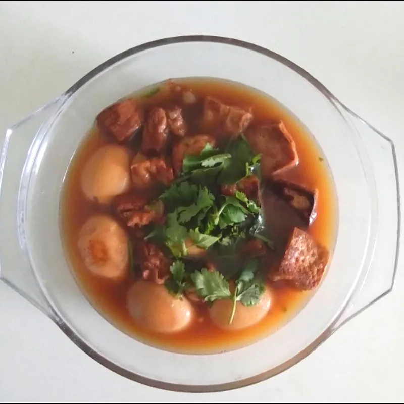 eggs pork & tofu in brown soup|patlovestocookさん