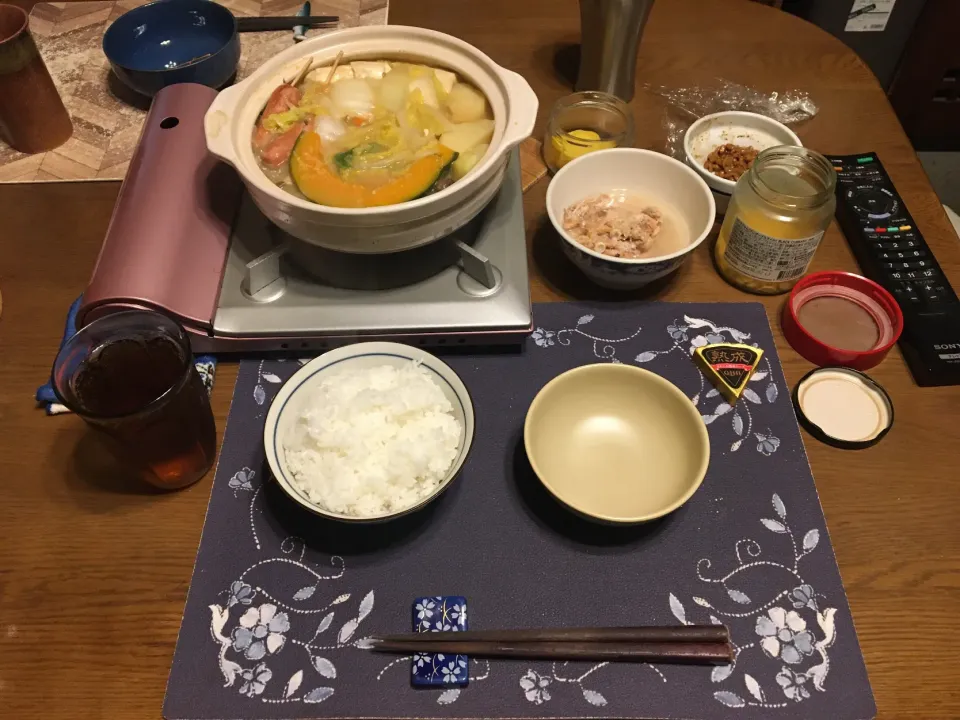 味噌仕立て寄せ鍋(夕飯)|enarinさん