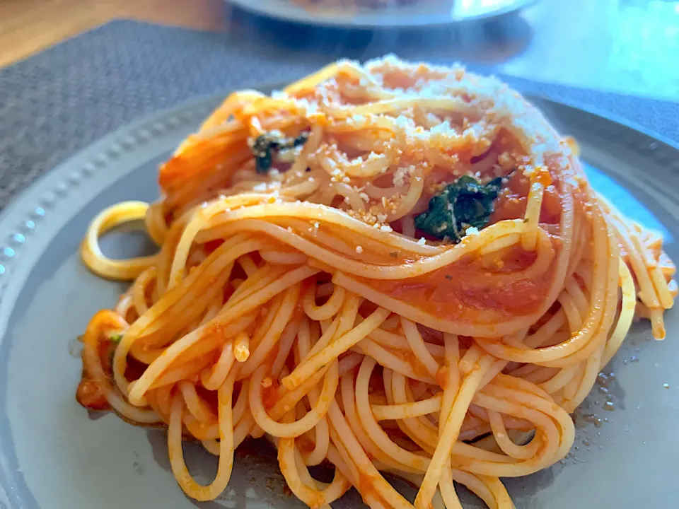 トマトソースパスタ|いちごさん