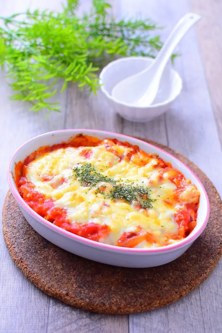 Snapdishの料理写真:【ミートソースのリメイク】長芋チーズ焼きのレシピ|アマイモノ・クウ蔵さん