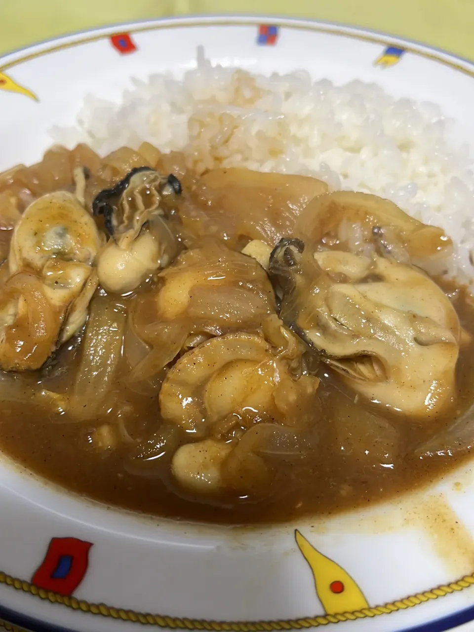 TVで見たホッキ貝のカレーの真似で、牡蠣カレー🍛|tamemitiさん