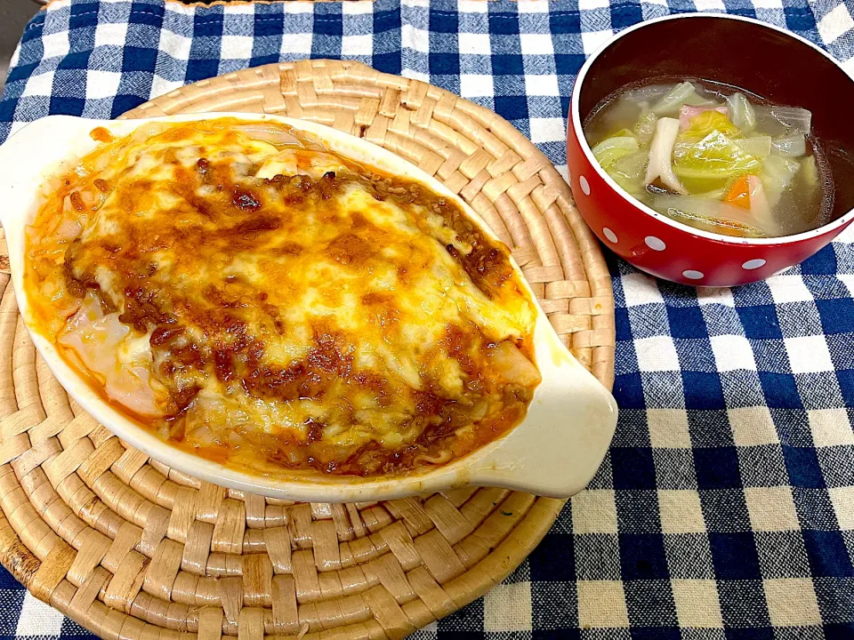 Snapdishの料理写真:餃子の皮のラザニア風のもの|lilydrawさん