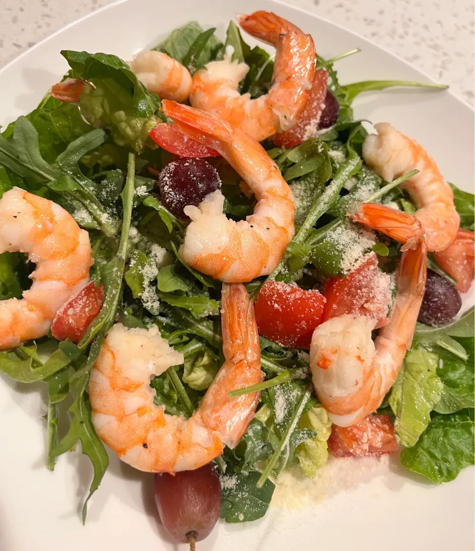 Snapdishの料理写真:Shrimp salad|🌺IAnneさん