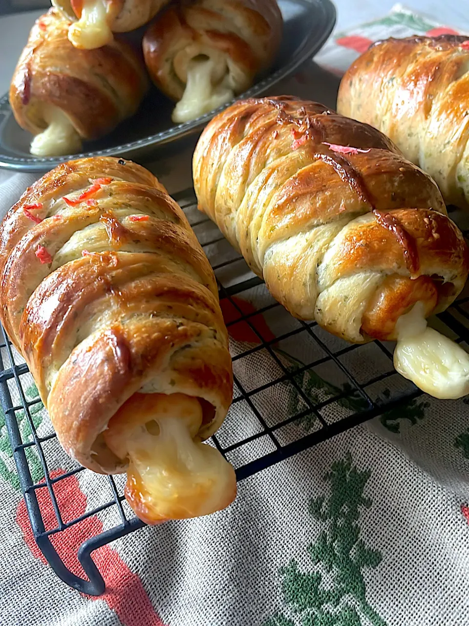 ちくわパン🥐〜ちくわの磯辺揚げ風味|とんちんさん