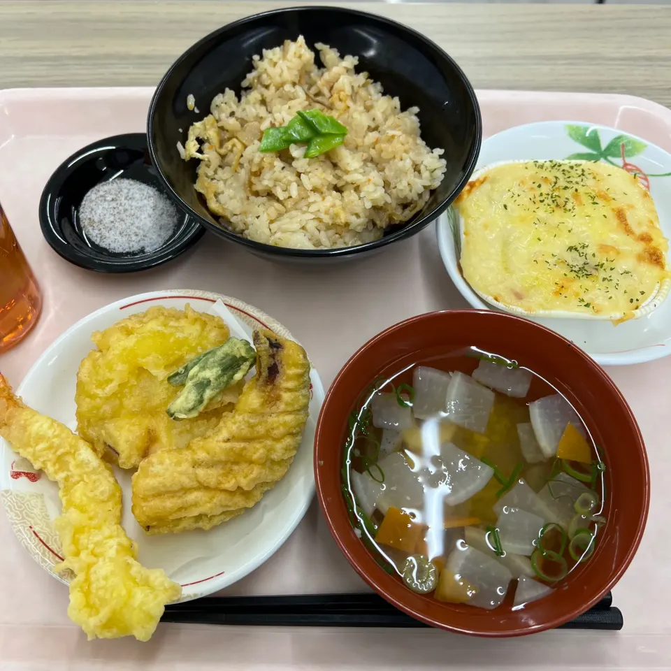 昼メシ 230210|maixx ใหม่さん