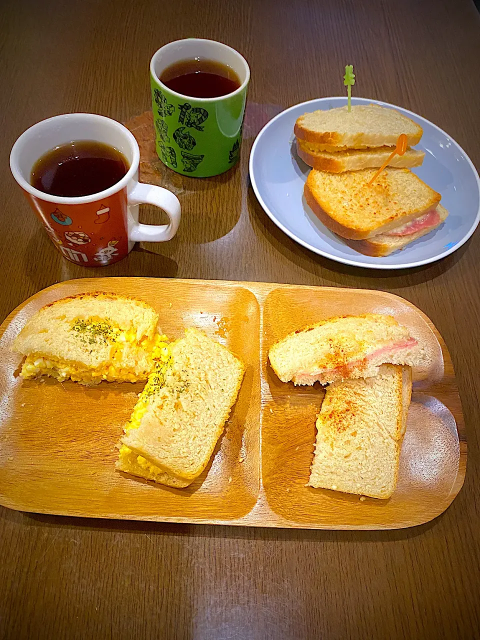 Snapdishの料理写真:トーストサンド　卵＆ハムチーズ　コーヒー|ch＊K*∀o(^^*)♪さん