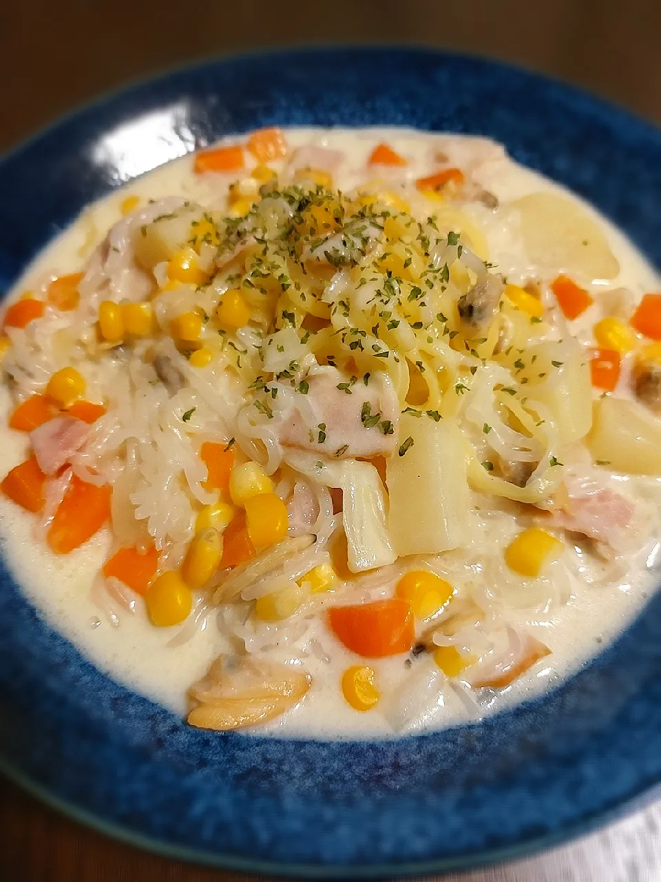 Snapdishの料理写真:クラムチャウダーでスープパスタ|きつねさん