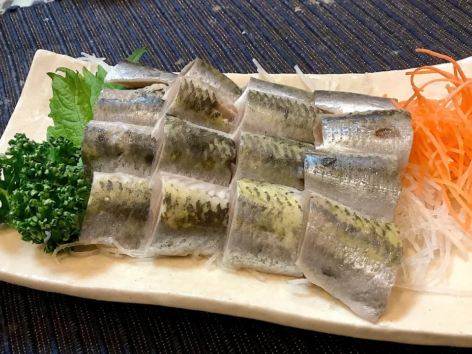 Snapdishの料理写真:イワシのお刺身🐟😋|アライさんさん