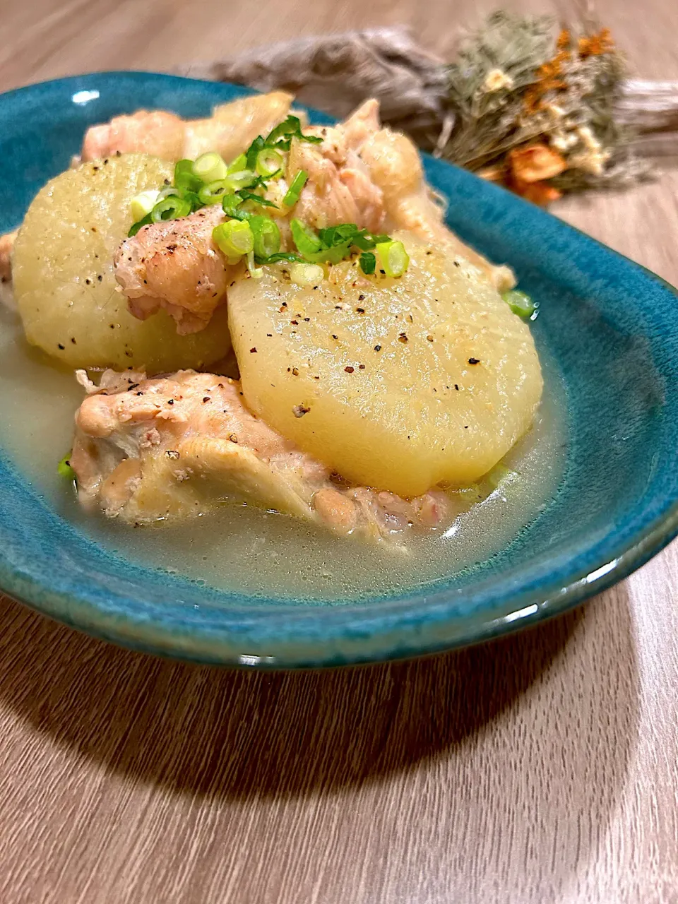 ばくあんしゃさんの料理 大根と手羽のスープ煮 黒コショウ風味で朝ごはん|リンリンさん