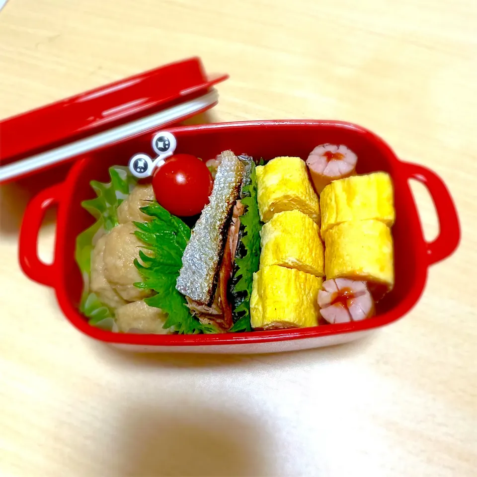 試合弁当🍱〜肉団子・玉子焼き・焼き鮭・ソーセージ|華恋さん