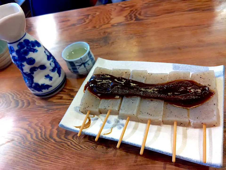 味噌田楽で一杯🍶😋|アライさんさん