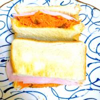 ホットサンド　キャロットラペ