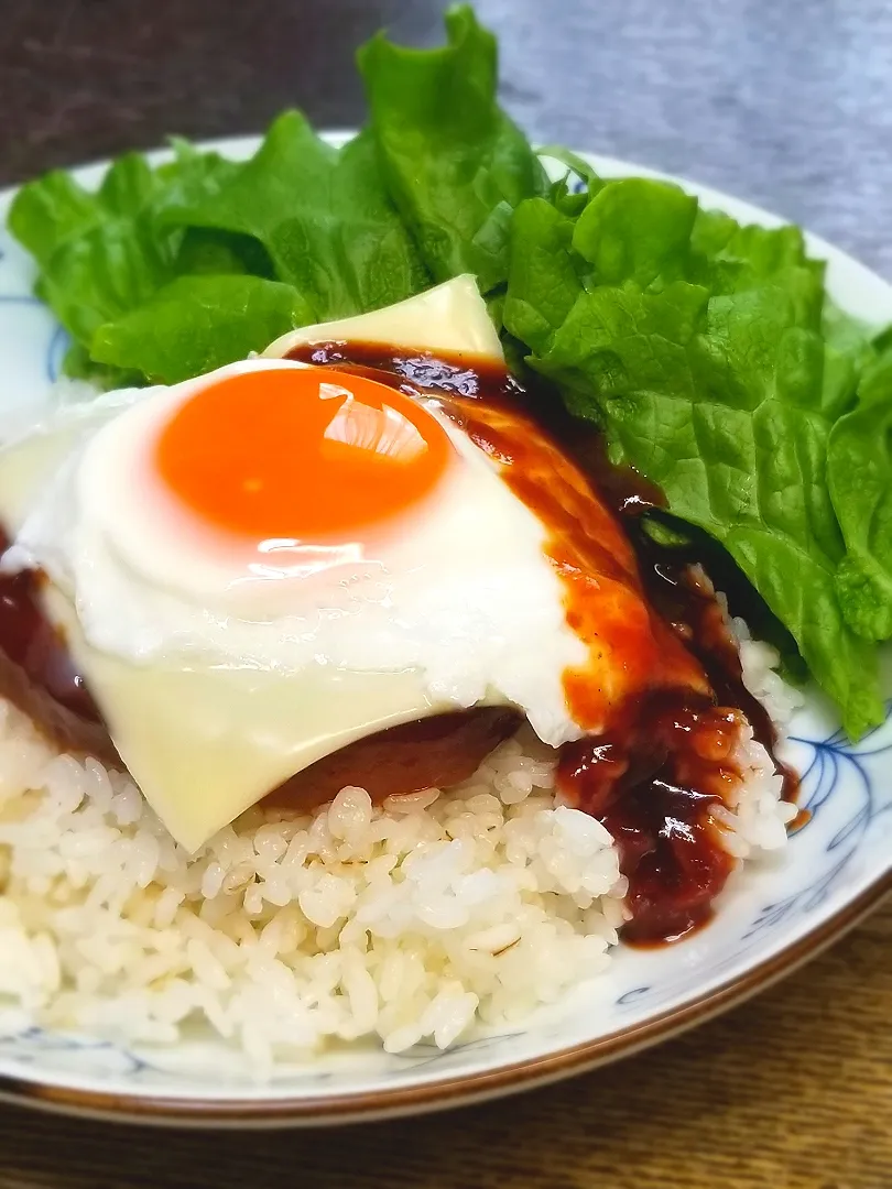 チキンハンバーグde簡単ロコモコ|ぱんだのままんさん