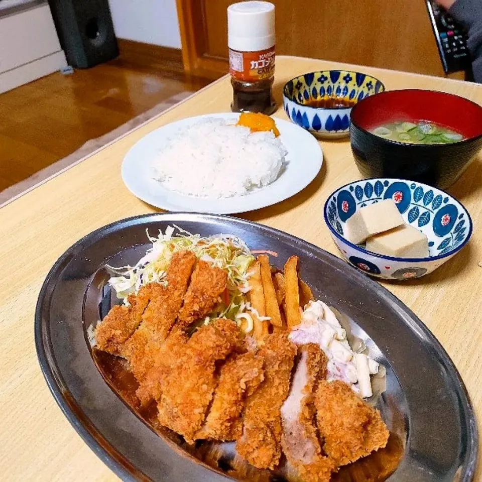 Snapdishの料理写真:ポークカツ定食　肩ロース。|ariyo4200さん