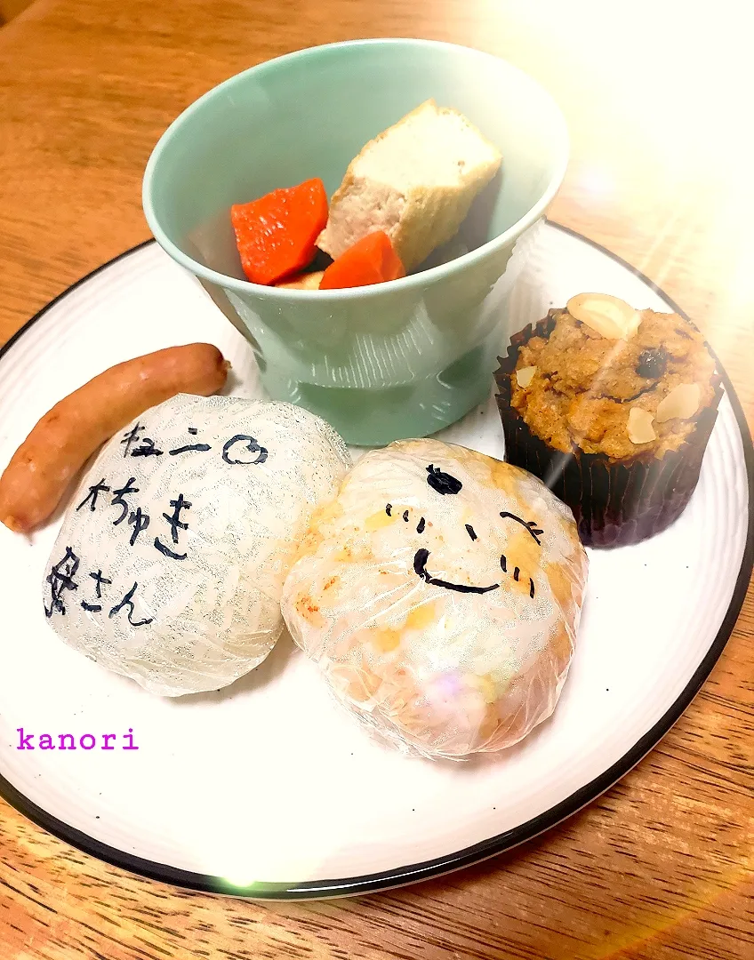 Snapdishの料理写真:末っ子からの愛情朝ごはん🍴|かのりさん