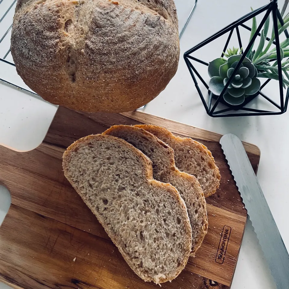 Snapdishの料理写真:初めてのカンパーニュ作り🥖|AKUBI*:ஐ(●˘͈ ᵕ˘͈)さん