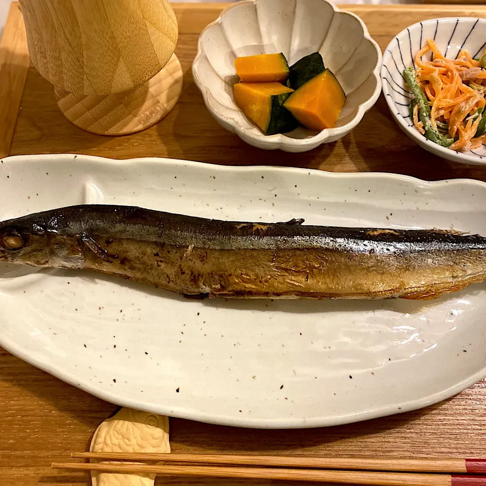 Snapdishの料理写真:秋刀魚の塩焼き|なつこさん