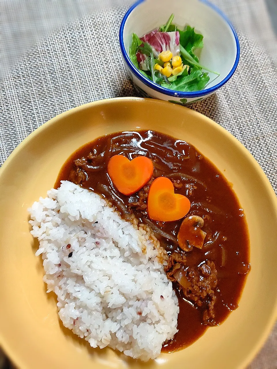 今年のValentineday💝 はハッシュドビーフで|どかどかさん