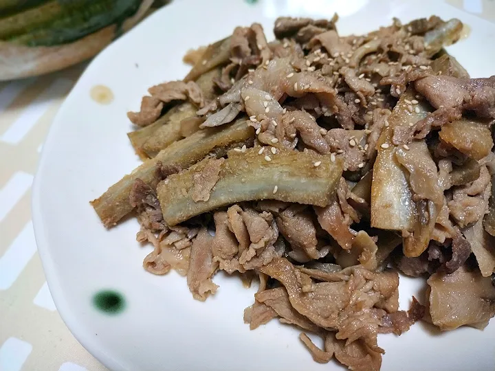 ごぼうと豚肉の甘辛煮|ちーたまさん