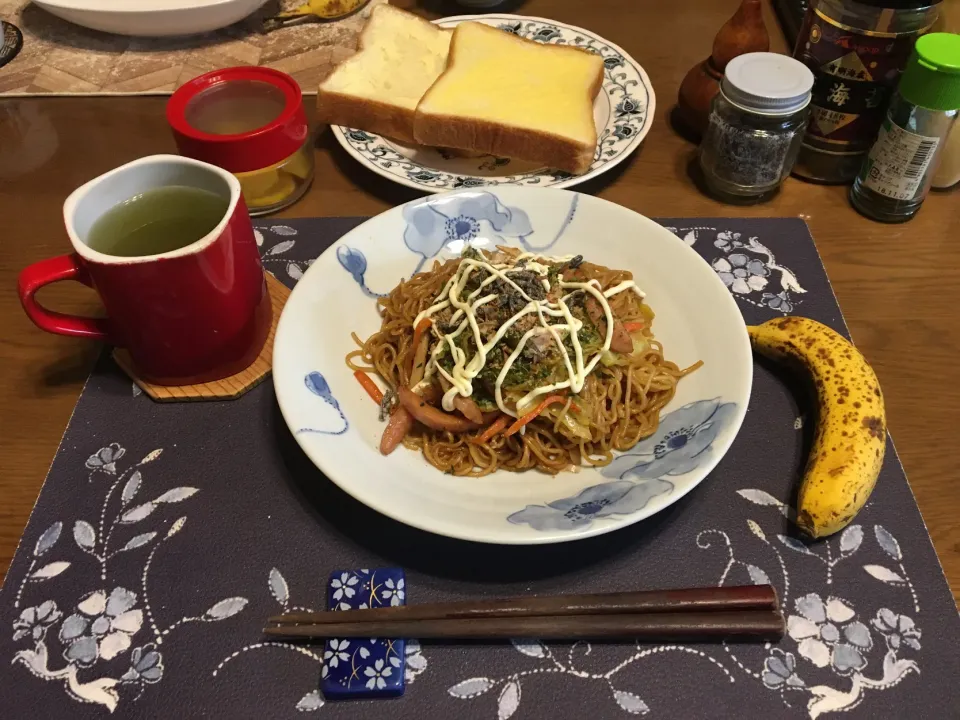 ソース焼きそば(昼飯)|enarinさん