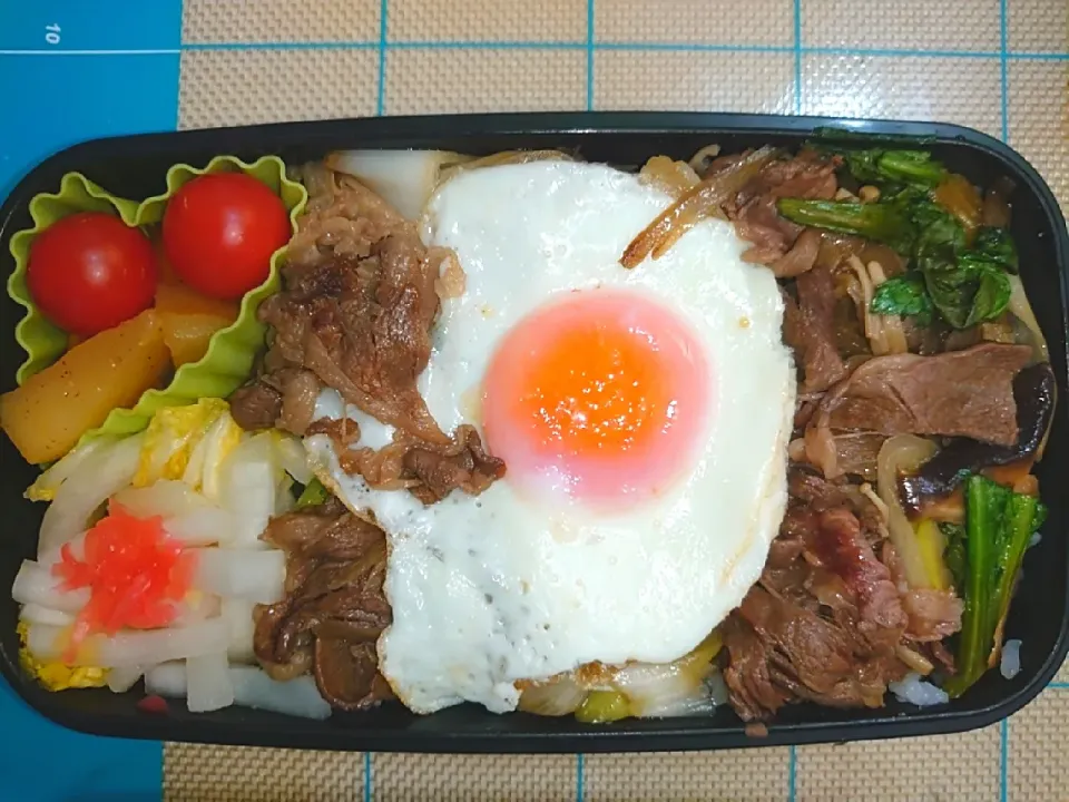 Snapdishの料理写真:すき焼き弁当|to coさん