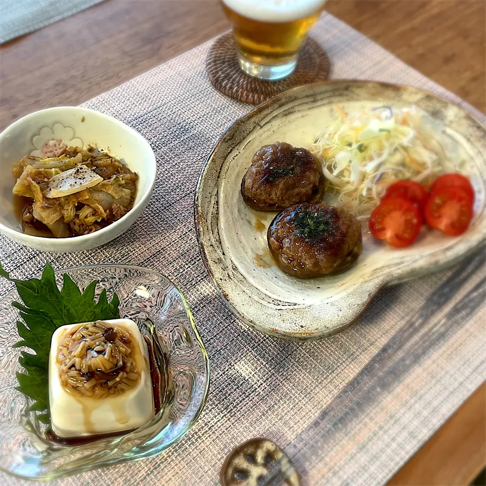 しいたけの肉詰め
さば缶で白菜の味噌煮
冷奴|𓇼 Ⓢ Ⓗ Ⓘ Ⓝ Ⓞ Ⓑ Ⓤ 𓇼さん