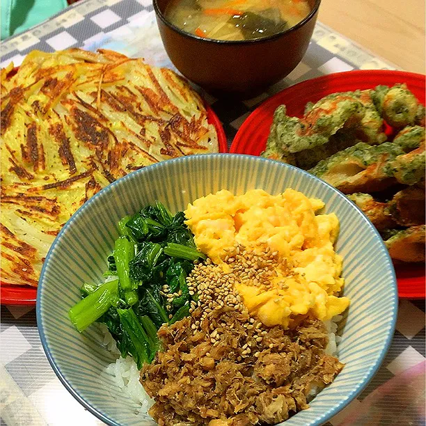 サバ缶で三色丼♬|panchiさん