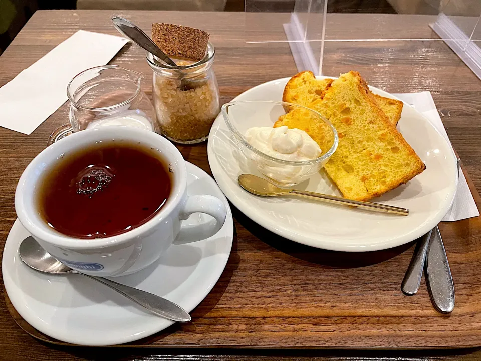 甘夏のシフォンケーキ、紅茶|こいちさん