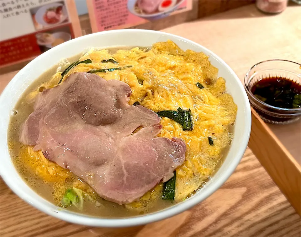 土佐はちきん地鶏🍜ニラオム玉濃厚鶏豚二郎ラーメン|toshi,I🍴さん