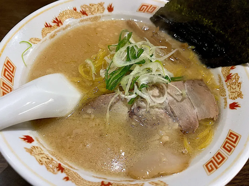 北海道ラーメンひむろ　旭川醤油ラーメン|須佐 浩幸さん