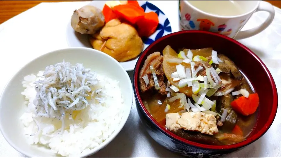 Snapdishの料理写真:2/18の夕食
🐗猪汁で晩ごはん|卯月さん