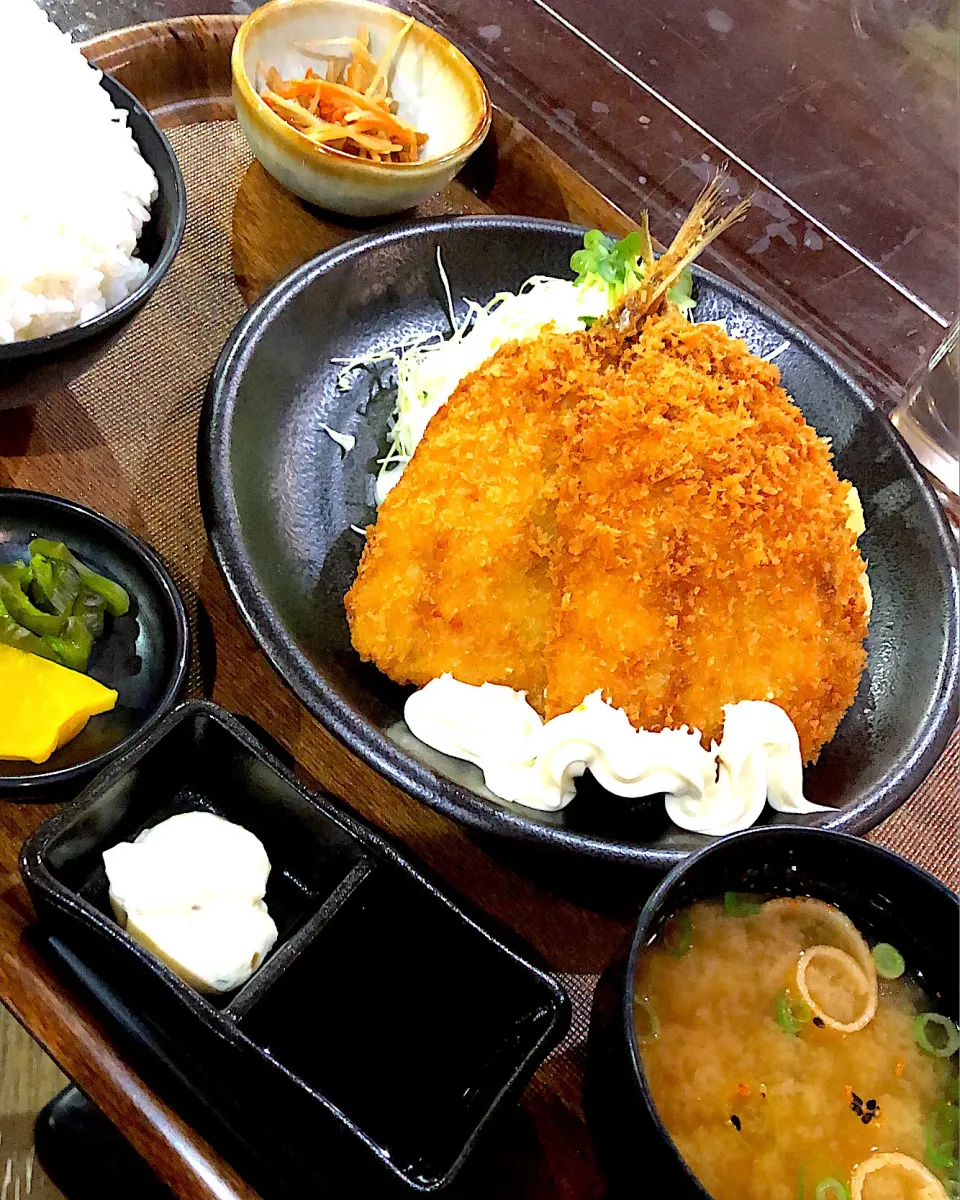 瀬つき真鯵フライ定食|藤本 ひろきさん