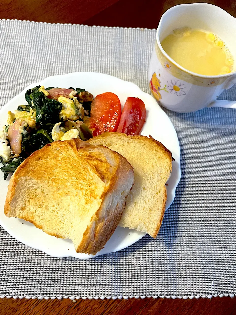 自炊　ほうれん草卵　食パン|みんさん