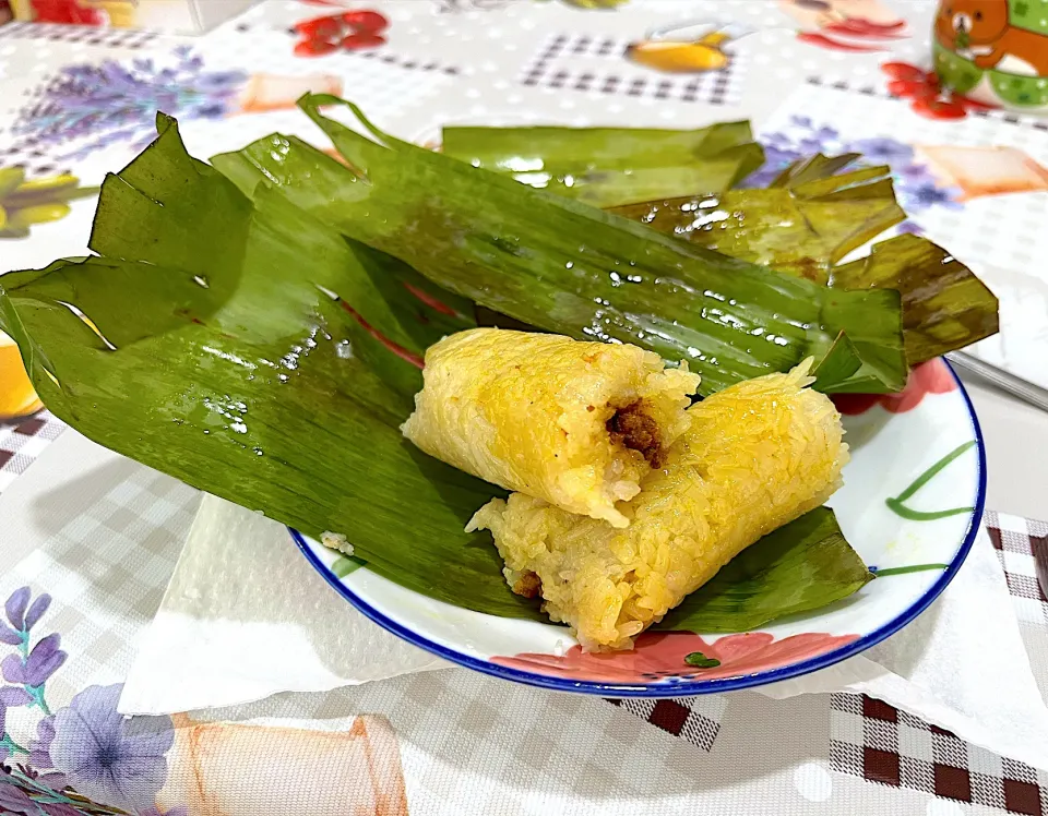 Glutinous rice with minced beef|skyblueさん