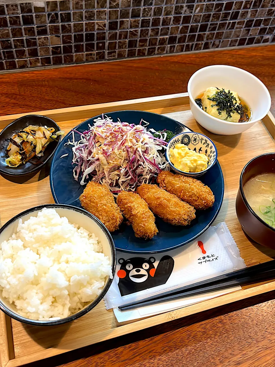 カキフライinまりるみ食堂|たくちゃんせんせーさん